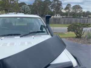 Ln106 hilux sunvisor