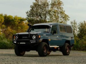 Toyota LandCruiser Troopy Sunvisor